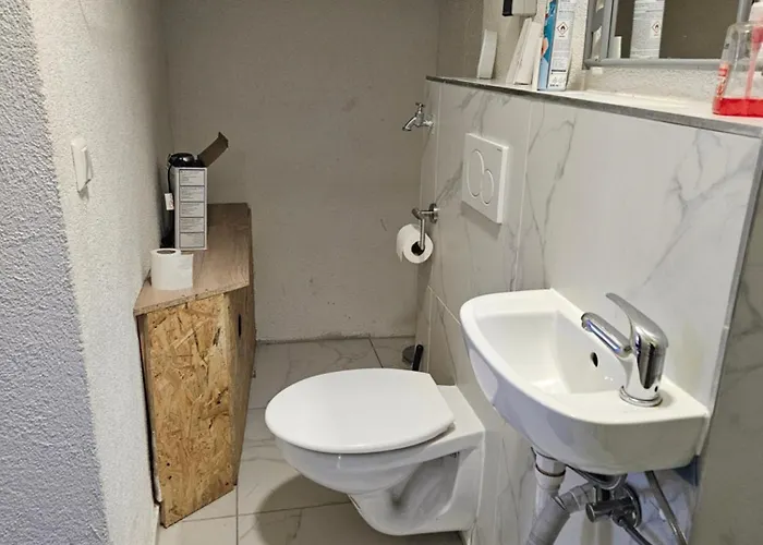 Flat Bangoua * Abstatt